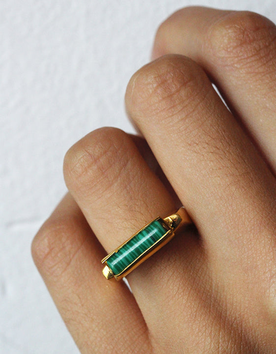 Squire Court Ring - shoparo