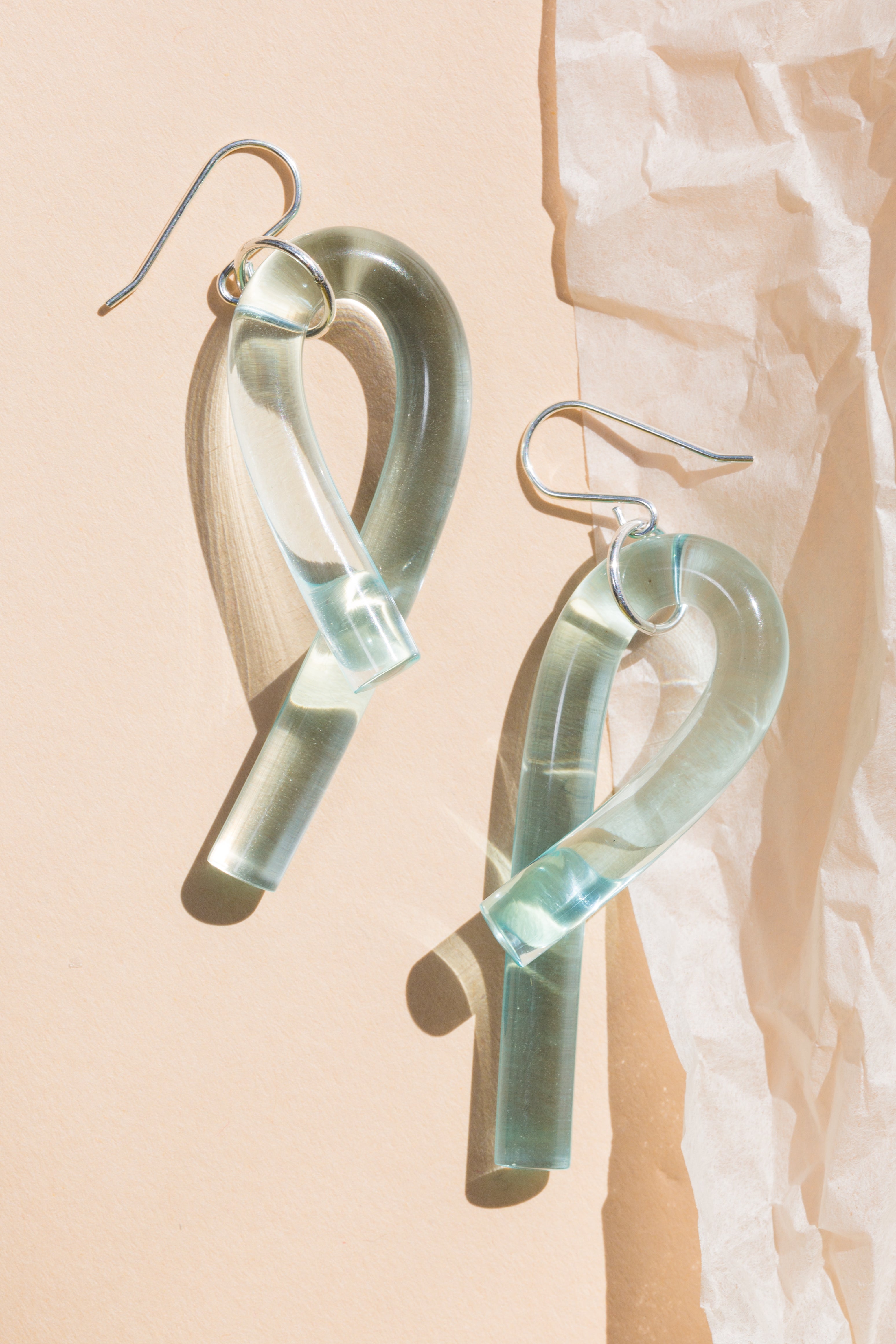 カナダ発【Corey Moranis】Knotted Loop★ルーサイトピアス カナダ発【Corey Moranis】Knotted Loop☆ルーサイトピアス
