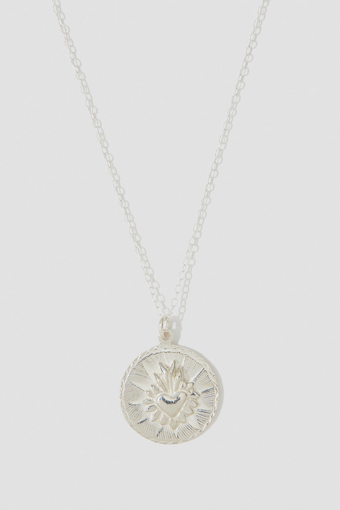 Corazon Round Necklace - shoparo